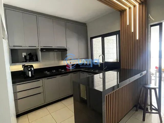 Sobrado com 71m² 2 quartos e 2 banheiros, à venda, no bairro Jardim São Miguel em Bragança Paulista