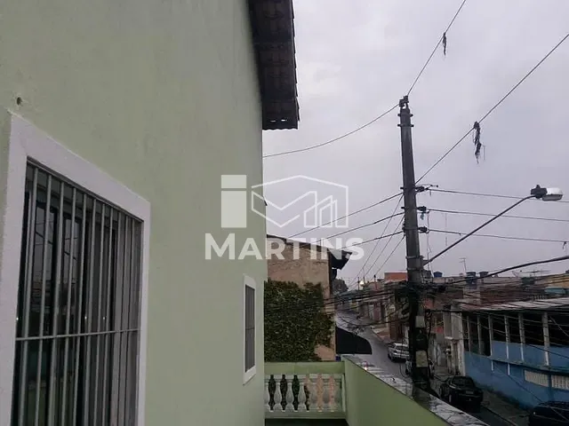 Sobrado 2 quartos e 1 banheiro, à venda, no bairro Parque Pinheiros em Taboão da Serra