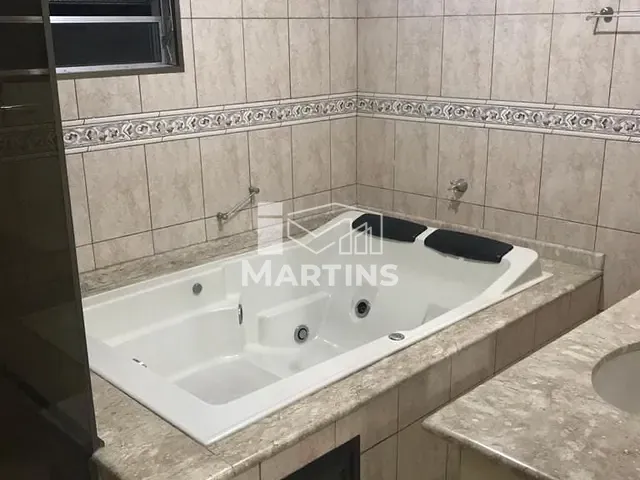 Sobrado 2 quartos e 1 banheiro, à venda, no bairro Parque Pinheiros em Taboão da Serra