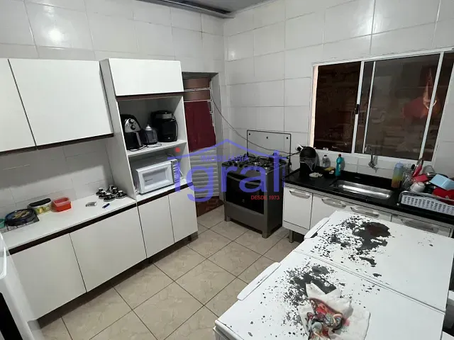 Sobrado 5 quartos e 4 banheiros, à venda, no bairro Vila Fachini em São Paulo