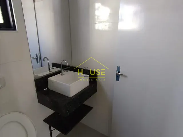 Sobrado 3 quartos e 2 banheiros, à venda, no bairro Vila Marim em Votuporanga