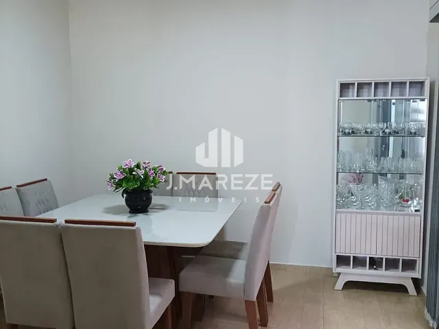 Sobrado com 110m² 3 quartos e 3 banheiros, para alugar, no bairro Vila Monte Castelo em Apucarana