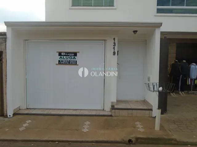 Sobrado com 100m² 2 quartos e 1 banheiro, para alugar, no bairro Parque Residencial Carolina em Artur Nogueira