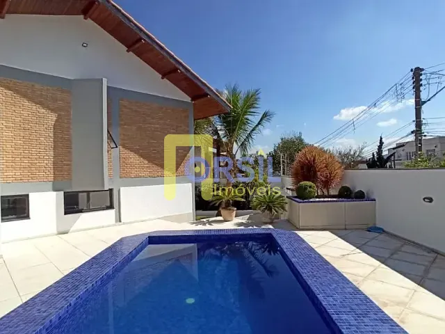 Sobrado com 530m² 3 quartos e 3 banheiros, para alugar, no bairro Vila Oliveira em Mogi das Cruzes