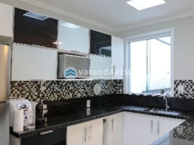 Sobrado 3 quartos e 4 banheiros, à venda, no bairro Vila Nova Socorro em Mogi das Cruzes