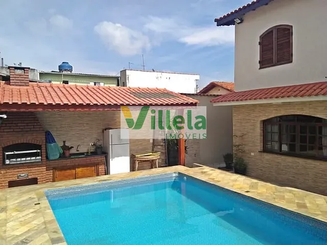 Sobrado com 250m² 5 quartos e 5 banheiros, à venda, no bairro Jardim Nova Poá em Poá