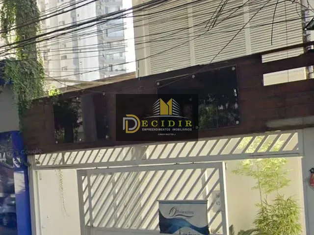 Sobrado com 250m² 7 quartos e 4 banheiros, para alugar, no bairro Vila Azevedo em São Paulo