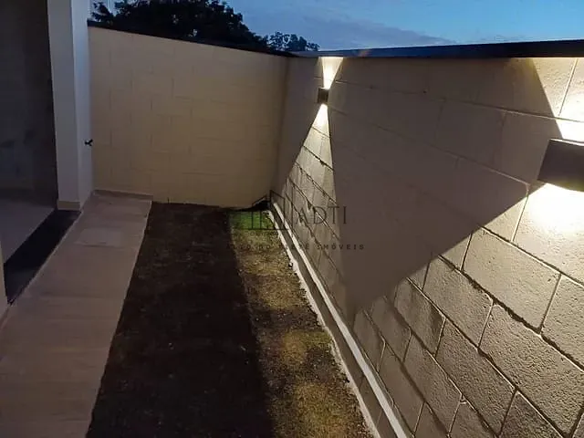 Sobrado 2 quartos e 1 banheiro, à venda, no bairro Vila São Paulo em Mogi das Cruzes