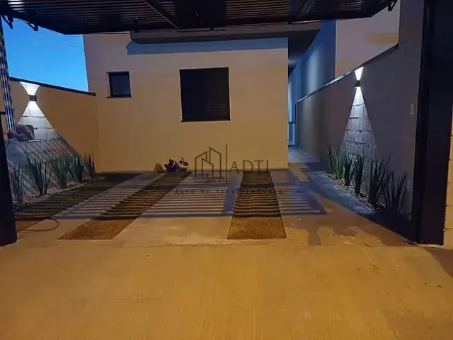 Sobrado 2 quartos e 1 banheiro, à venda, no bairro Vila São Paulo em Mogi das Cruzes