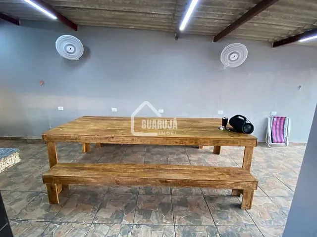 Sobrado com 87m² 3 quartos e 4 banheiros, à venda, no bairro Jardim Brasil II em Guarujá