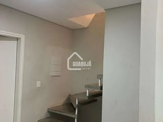 Sobrado com 87m² 3 quartos e 4 banheiros, à venda, no bairro Jardim Brasil II em Guarujá