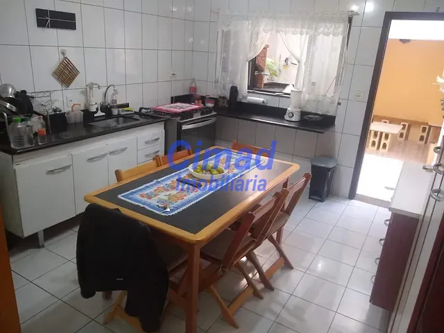 Sobrado 2 quartos e 2 banheiros, à venda, no bairro Vila Paiva em São Paulo