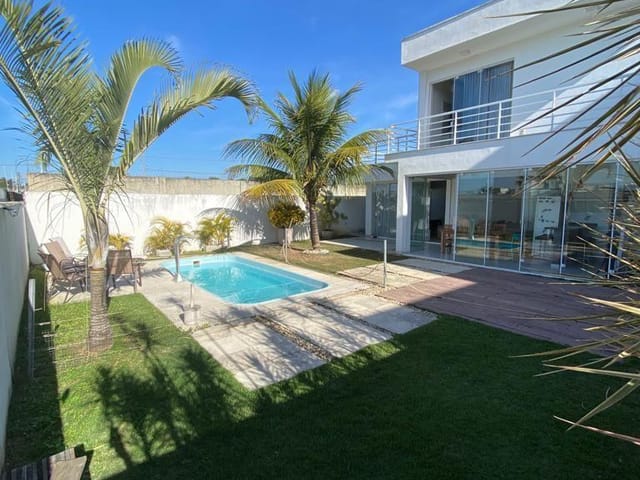 Sobrado com 425m² 4 quartos e 3 banheiros, à venda, no bairro Nossa Senhora do Perpétuo Socorro em Pindamonhangaba