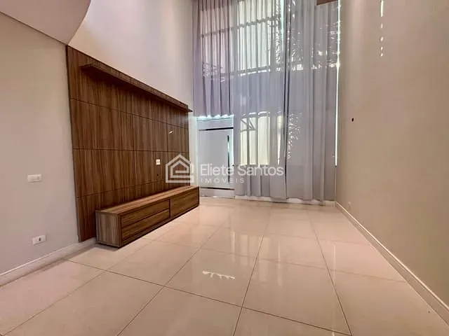 Sobrado com 250m² 3 quartos e 4 banheiros, à venda, no bairro Jardim Souza Queiroz em Santa Bárbara D'Oeste