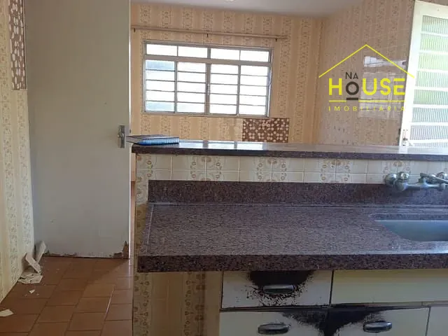 Sobrado com 484m² 4 quartos e 3 banheiros, à venda, no bairro Centro em Fernandópolis