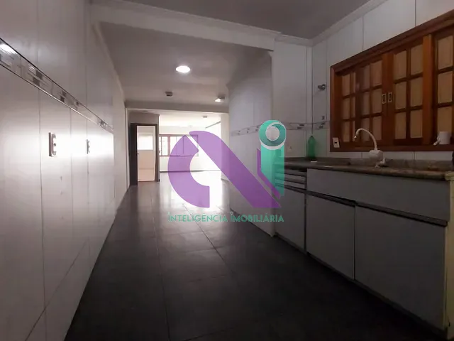 Sobrado com 210m² 3 quartos e 3 banheiros, à venda, no bairro Jardim Roberto em Osasco