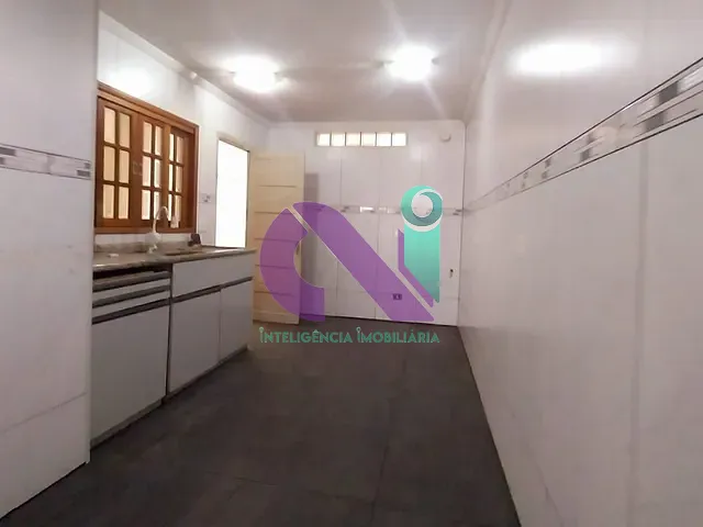 Sobrado com 210m² 3 quartos e 3 banheiros, à venda, no bairro Jardim Roberto em Osasco