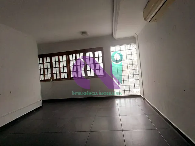 Sobrado com 210m² 3 quartos e 3 banheiros, à venda, no bairro Jardim Roberto em Osasco