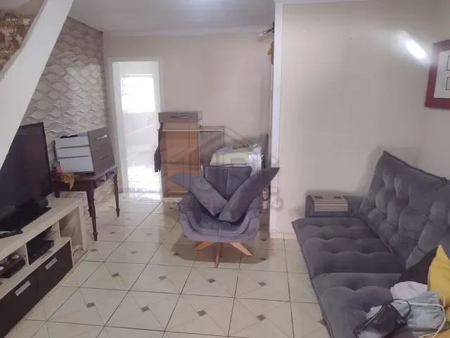 Sobrado com 190m² 3 quartos e 2 banheiros, à venda, no bairro Jardim Zaira em Mauá