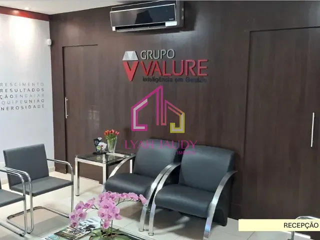 Sobrado com 239m², à venda, no bairro Baú em Cuiabá