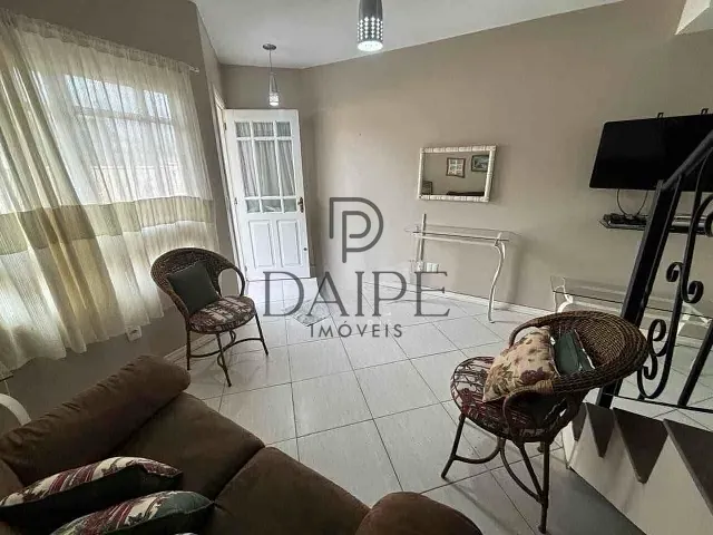 Sobrado com 85m² 2 quartos e 2 banheiros, à venda, no bairro Centro em Canela