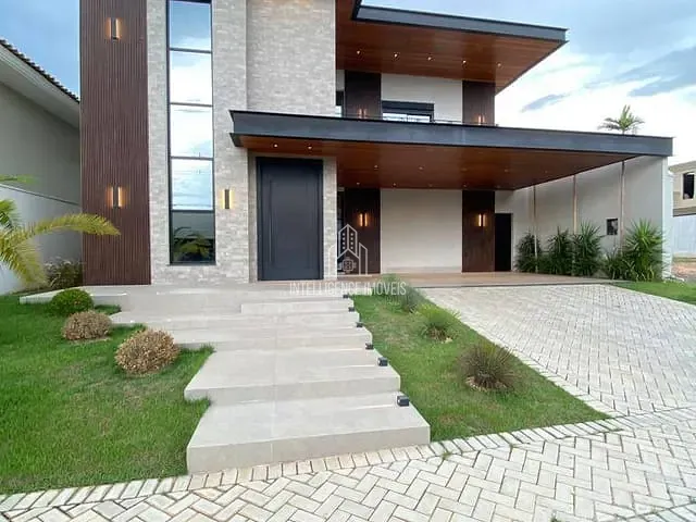 Casa com 476m² 3 quartos e 3 banheiros, à venda, no bairro Condomínio Florais Itália em Cuiabá