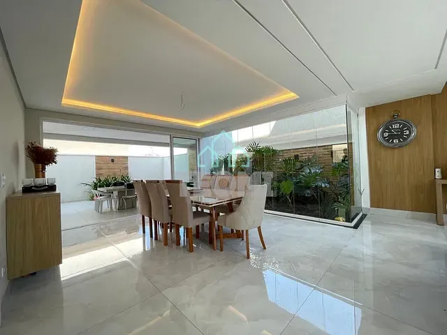 Sobrado com 251m² 3 quartos e 4 banheiros, à venda, no bairro Bairro dos Guedes em Tremembé