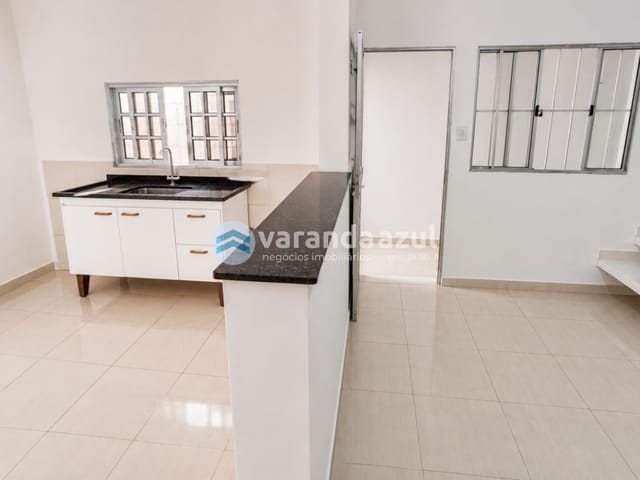 Sobrado com 65m² 2 quartos e 1 banheiro, para alugar, no bairro Vila Brasileira em Mogi das Cruzes