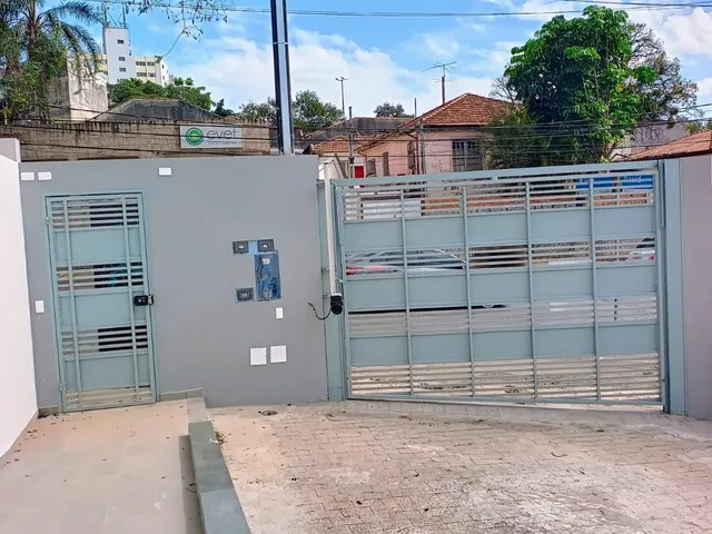 Casa com 215m² 2 quartos e 1 banheiro, para alugar, no bairro Alto da Lapa em São Paulo
