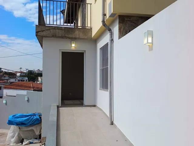 Casa com 215m² 2 quartos e 1 banheiro, para alugar, no bairro Alto da Lapa em São Paulo