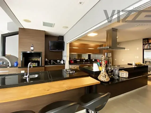 Sobrado com 585m² 4 quartos e 5 banheiros, à venda, no bairro Residencial Damha em Campo Grande
