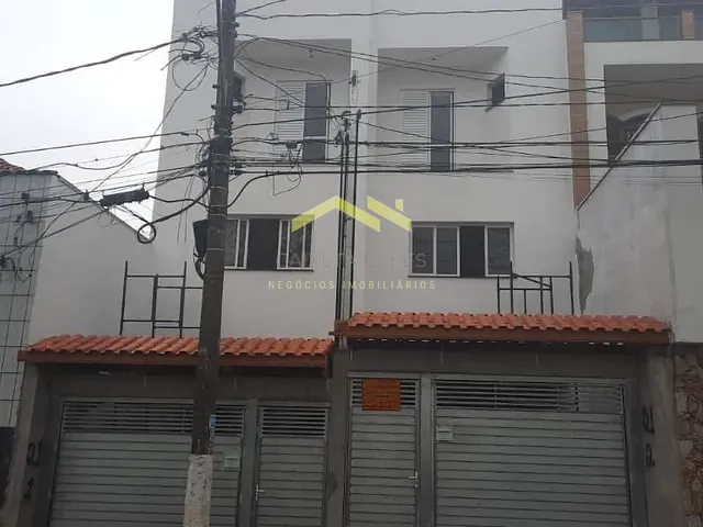 Sobrado 2 quartos e 1 banheiro, à venda, no bairro Utinga em Santo André