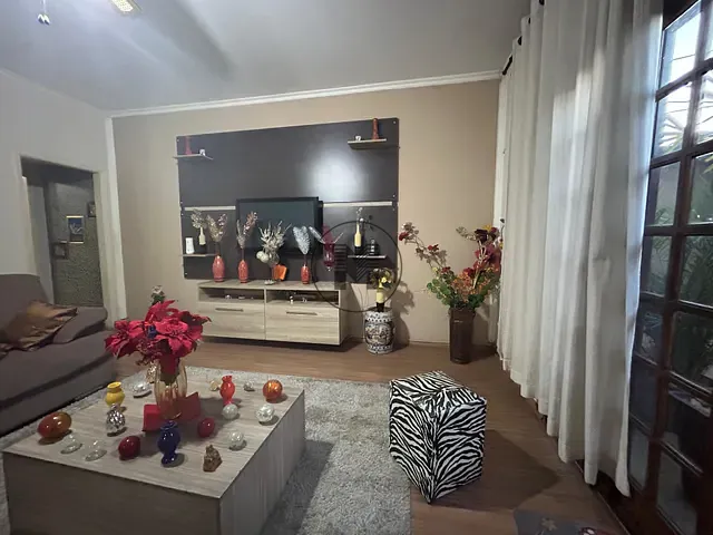 Sobrado com 150m² 2 quartos e 2 banheiros, à venda, no bairro Centro em Taubaté