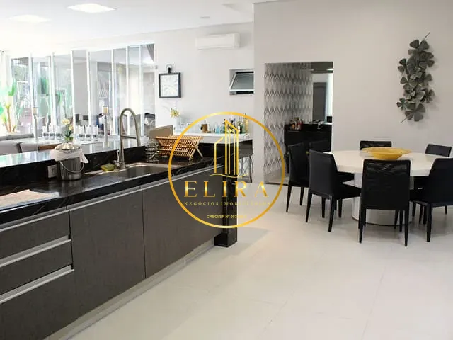 Sobrado com 802m² 4 quartos e 7 banheiros, à venda, no bairro Vila Israel em Americana