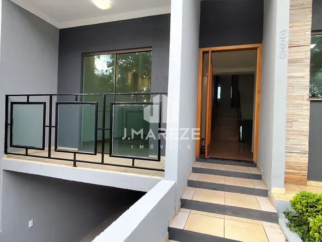 Sobrado com 210m² 3 quartos e 3 banheiros, à venda, no bairro Jardim Vale do Sol em Apucarana