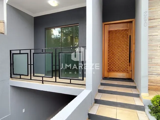 Sobrado com 210m² 3 quartos e 3 banheiros, à venda, no bairro Jardim Vale do Sol em Apucarana