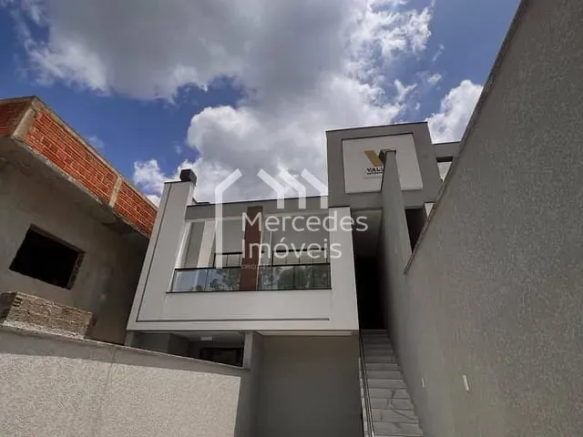 Sobrado com 115m² 3 quartos e 3 banheiros, à venda, no bairro Ressacada em Itajaí