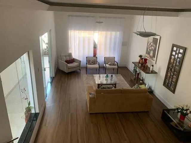 Sobrado com 136m² 3 quartos e 4 banheiros, à venda, no bairro Jardim Terras Do Sul em São José dos Campos