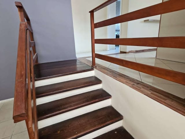 Sobrado com 230m² 4 quartos e 3 banheiros, à venda, no bairro Residencial Mombaça I em Pindamonhangaba