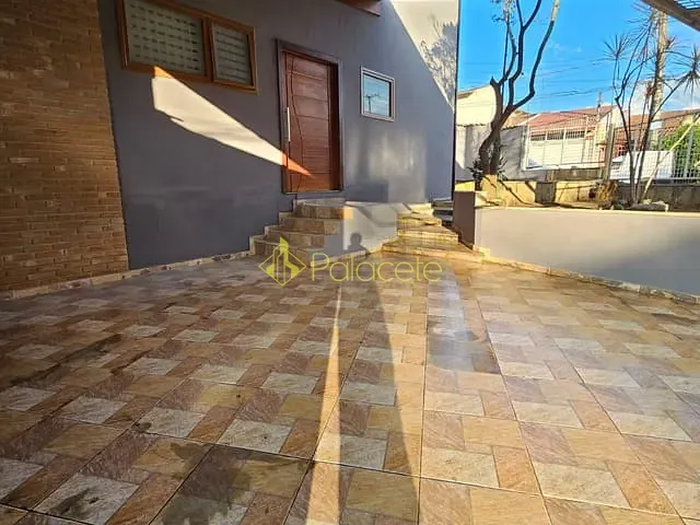 Sobrado com 230m² 4 quartos e 3 banheiros, à venda, no bairro Residencial Mombaça I em Pindamonhangaba