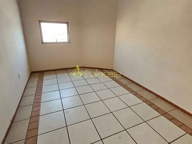 Sobrado com 230m² 4 quartos e 3 banheiros, à venda, no bairro Residencial Mombaça I em Pindamonhangaba
