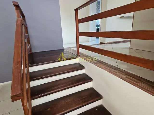 Sobrado com 230m² 4 quartos e 3 banheiros, à venda, no bairro Residencial Mombaça I em Pindamonhangaba