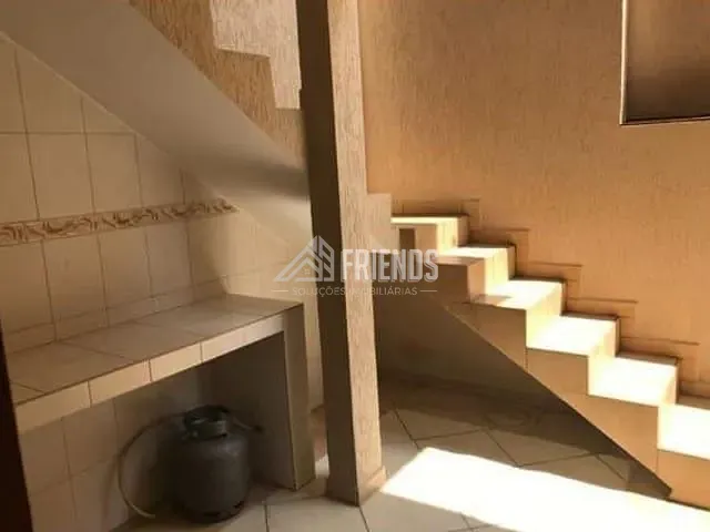 Sobrado com 106m² 3 quartos e 2 banheiros, à venda, no bairro Parque Renato Maia em Guarulhos