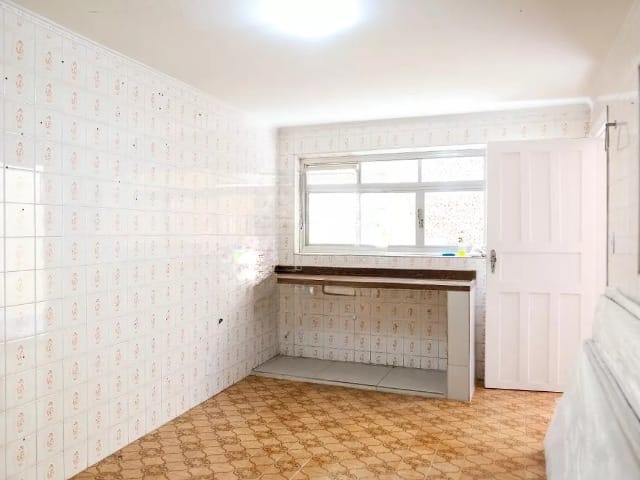 Sobrado 4 quartos e 5 banheiros, para alugar, no bairro Parque Oratório em Santo André