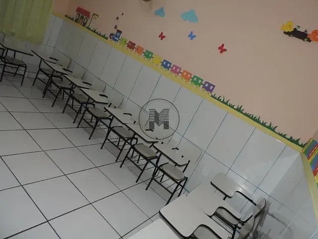 Sobrado à venda, no bairro Pedregulho em Guaratinguetá