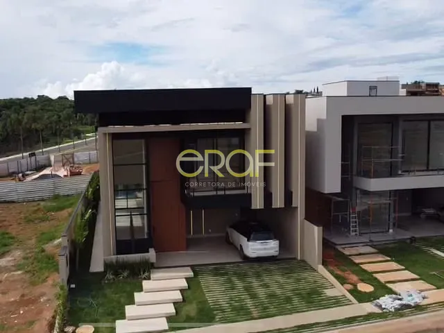 Sobrado 3 quartos e 4 banheiros, disponível, no bairro Setor Bosque em Formosa