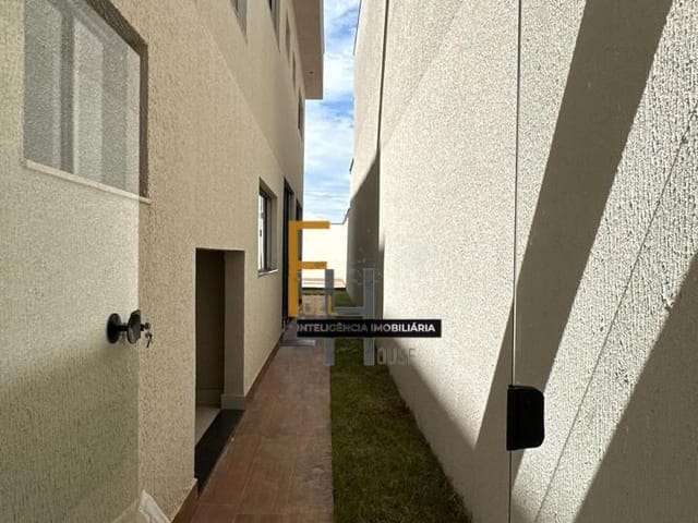 Sobrado com 213m² 3 quartos e 4 banheiros, à venda, no bairro Jardim Planalto em Goiânia