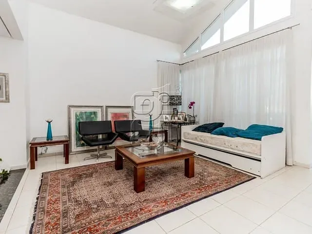 Casa com 675m² 4 quartos e 6 banheiros, à venda, no bairro Gleba Fazenda Palhano em Londrina