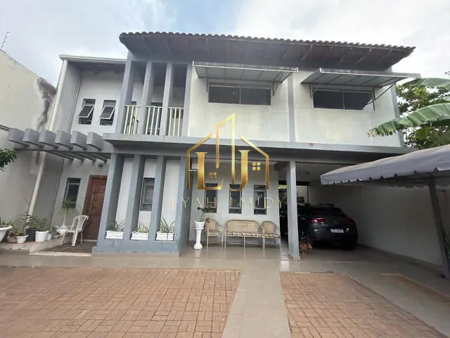 Sobrado com 349m² 5 quartos e 5 banheiros, à venda, no bairro Cidade Alta em Cuiabá