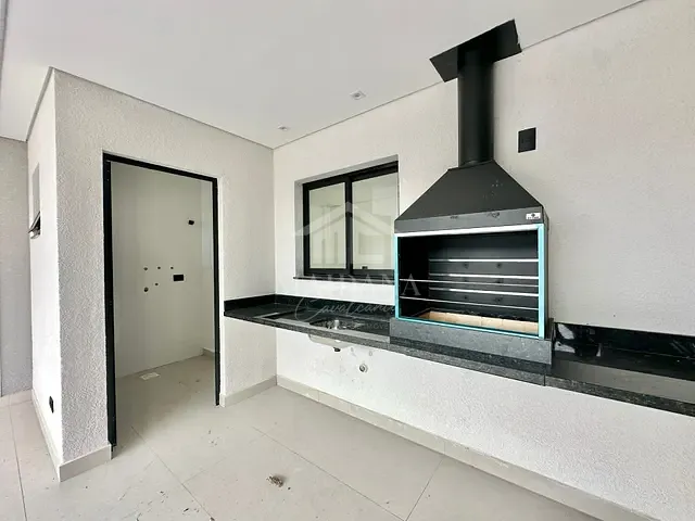 Sobrado com 162m² 3 quartos e 2 banheiros, à venda, no bairro Cruzeiro em São José dos Pinhais